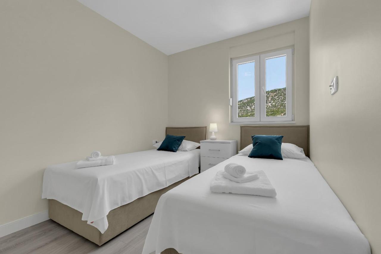 Apartman White House Rastovac Zagvozd