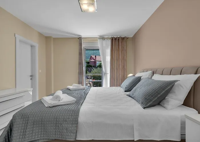 Apartments White House Rastovac