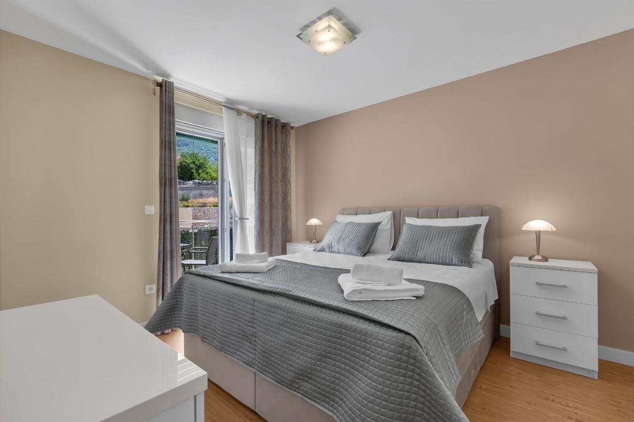 Apartment White House Rastovac